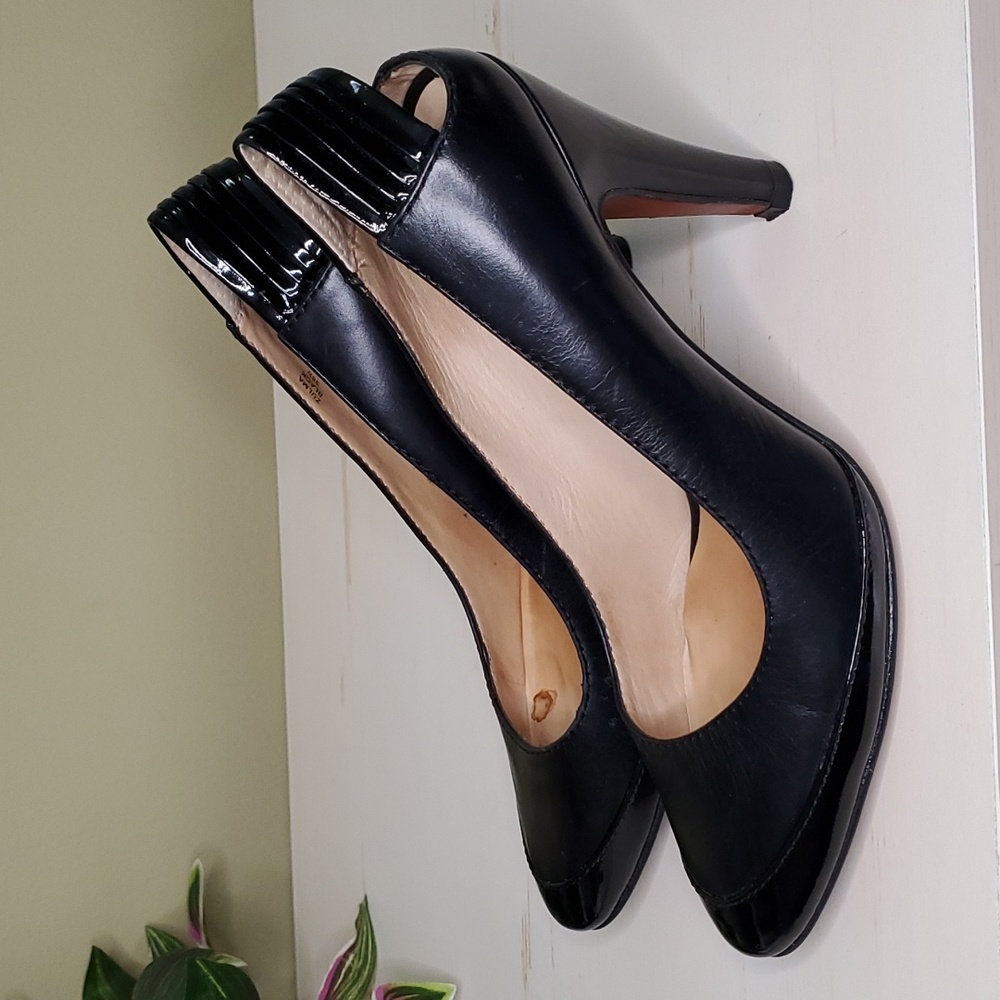 Modern Vintage | Black Leather Pumps Sz 36 1/2 - Picture 3 of 12